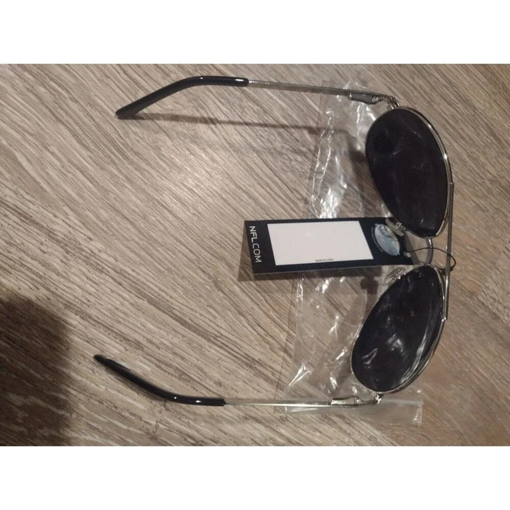 New NFL Las Vegas Raiders UV 400 sunglasses